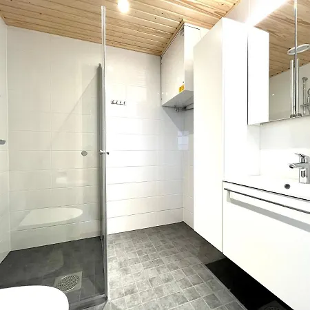 Appartement New Studio - Next To Vuosaari Metro And Mall, Self Check-in *
